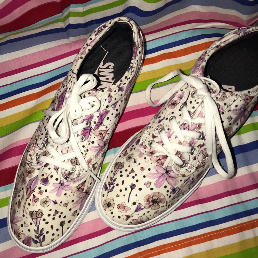 Vans Nearly Perfect Purple Flowers - Worn 1x Sz 9